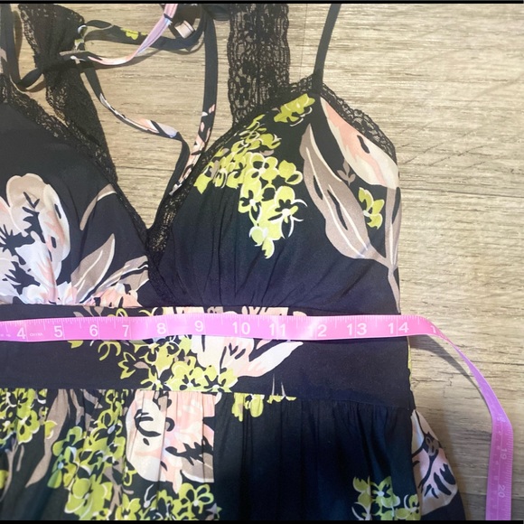 Charlotte Russe Satin Halter Dress - Picture 10 of 13